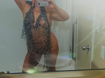 , 28  female escort, Saskatoon