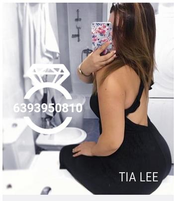 , 24  female escort, Saskatoon